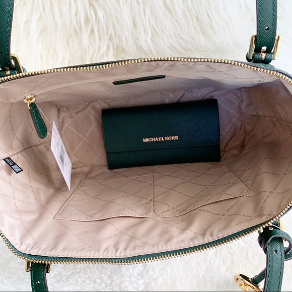 NWT Michael Kors Ciara Tote & Wallet - Picture 6 of 8